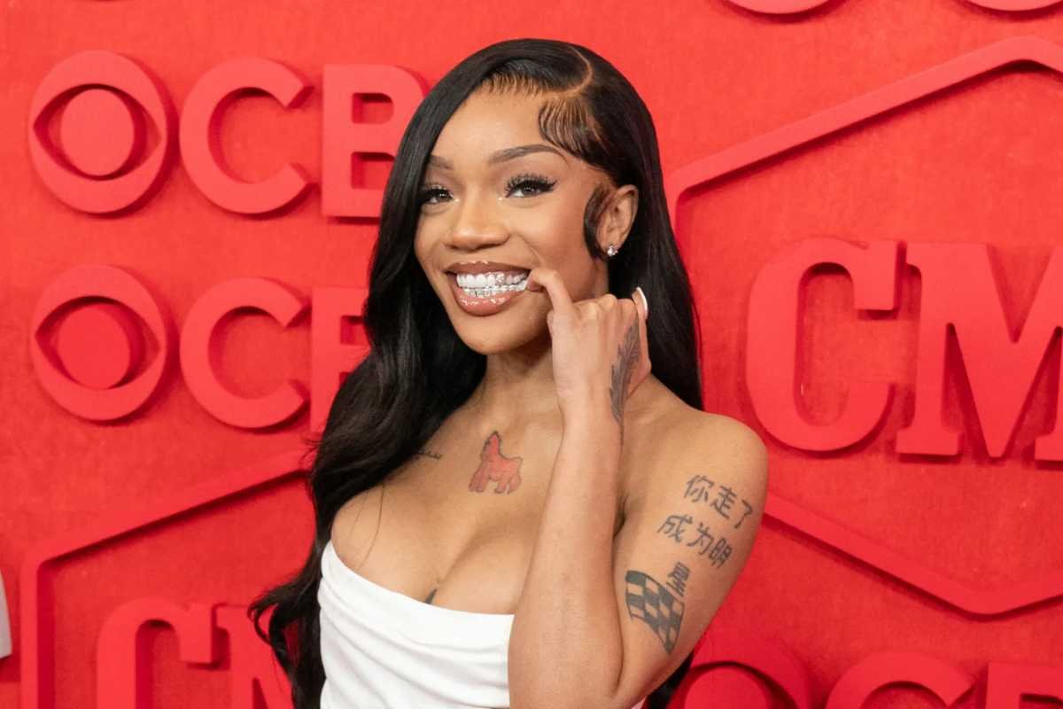 30 Best Female Rappers of All Time Who Changed Hip Hop with Power | CIO Women Magazine