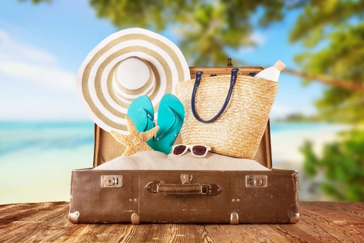 Best Beach Accessories for a Perfect Day by the Shore | CIO Women Magazine